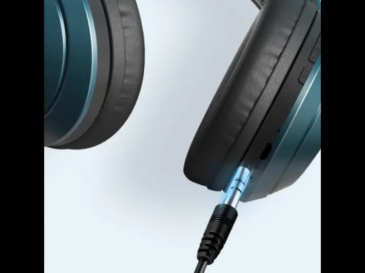 Celebrat A24 Wireless Headphone - 3 Month Warranty (2)