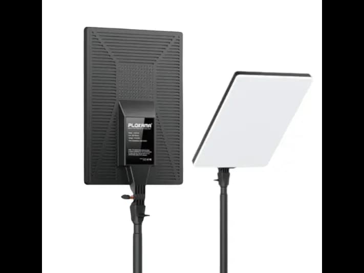 Plokama Live-P19 LED Fill Light Panel - Remote Control