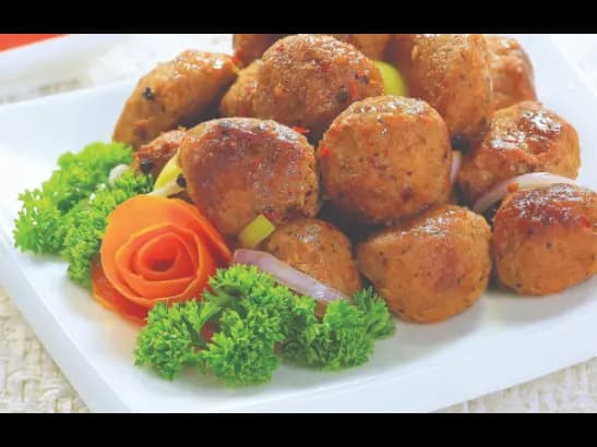 Bairaha Chicken Meatballs 500g - Chicken meatballs made with the perfect  blend of herbs and spices to be served as an  appetize (2)