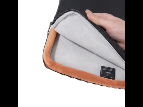 WiWU Hali Sleeve Waterproof Laptop Bag 16″ Black - Waterproof and Durable Design , Soft Faux Fur Lining and Crash Buffer , Large and Useful Internal Volume (4)