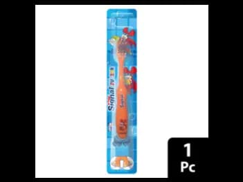 Signal Junior Toothbrush - Small brush head which allows a thorough cleaning of hard to reach areas.