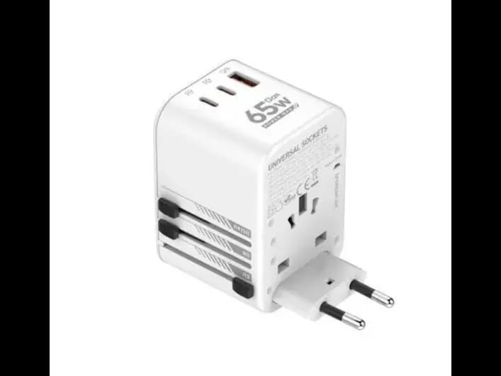 LDNIO Z6 3 USB Ports 65W Gan Travel Adapter (2)