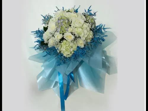 Blue Elegance Bouquet with 12 white Roses  - MFB239
