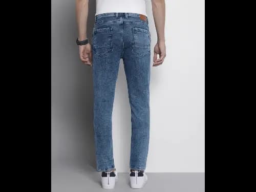 Acid Wash Carrot Fit Jeans (2)