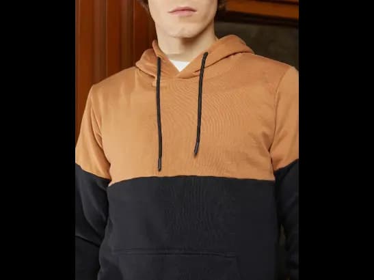 Men Colour-block Hooded Sweatshirt (2)