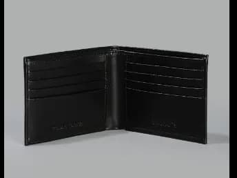 Bi-Fold Wallet with Metal Logo (2)