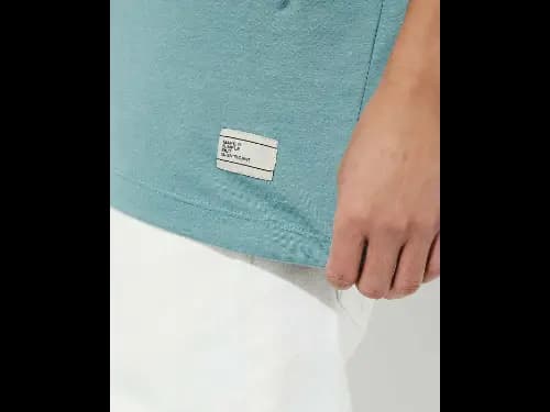 Men Oversized Crew-Neck T-Shirt with Patch Pocket (3)