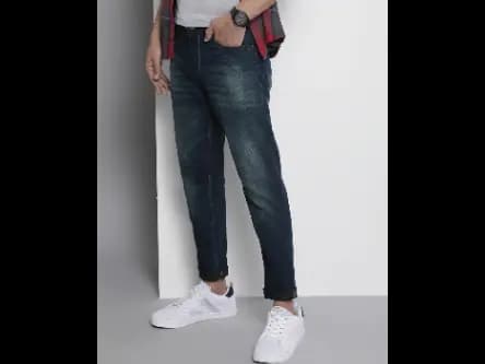 Heavily Washed Carrot Fit Jeans