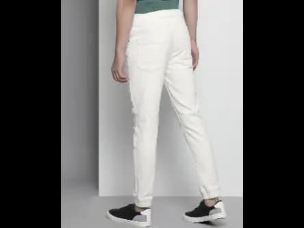 Distressed Jogger Jeans (2)