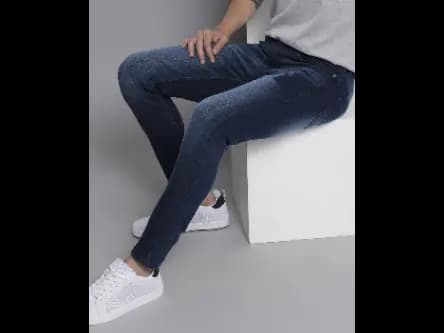 Heavily Washed Skinny Fit Jeans (2)