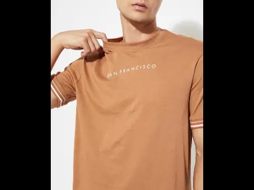 URB_N Men Regular Fit Solid T-Shirt (3)