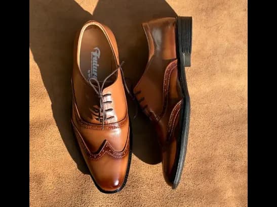 Men’s Oxford Two-Tone Tan Shoe (2)