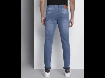 Heavily Washed Skinny Fit Jeans (3)