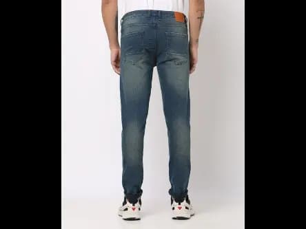 Lightly Washed Slim Fit Jeans (4)