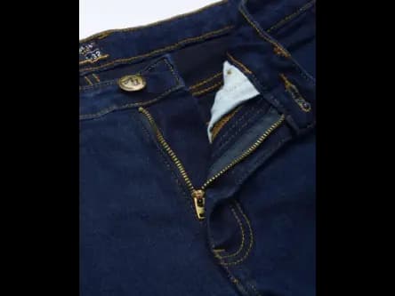 Mid-Rise Straight Fit Jeans (3)