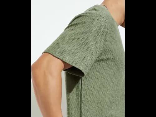 Men Patterned Oversized Crew-Neck T-Shirt (2)