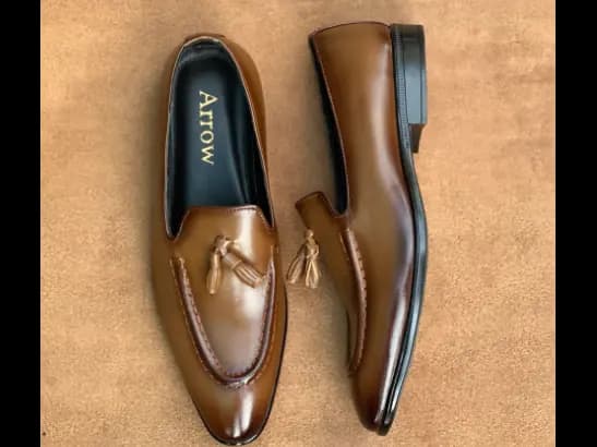 Men’s Two-Tone Tan Cow Leather Tassel Loafer (2)
