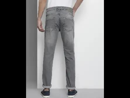 Mid-Wash Slim Fit Jeans (4)