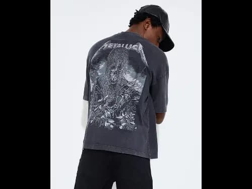 Men Graphic Print Stylised Fit T-Shirt (4)