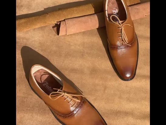 Men’s Oxford Two-Tone Tan Shoe (3)