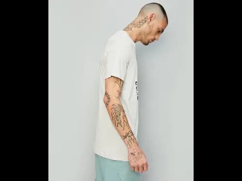 Men Graphic Print Stylised Fit Crew-Neck T-Shirt (3)