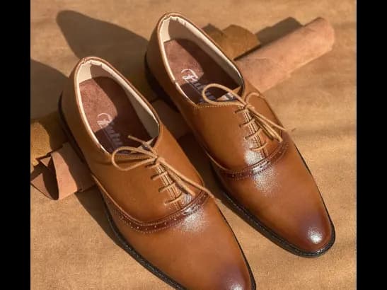 Men’s Oxford Two-Tone Tan Shoe