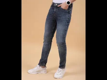 Men Lightly Washed Slim Fit Jeans