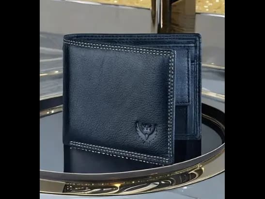 Genuine Leather Bi-Fold Wallet (4)