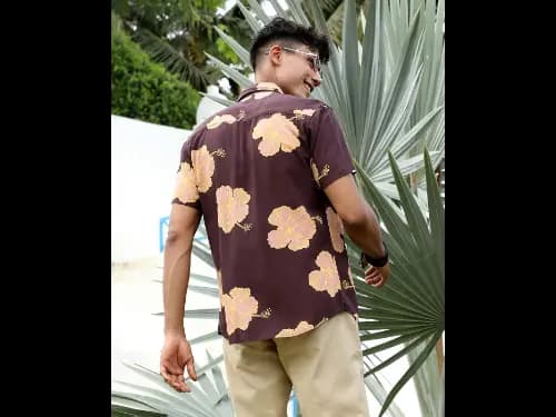 Men Printed Regular Fit Shirt with Short Sleeves (3)
