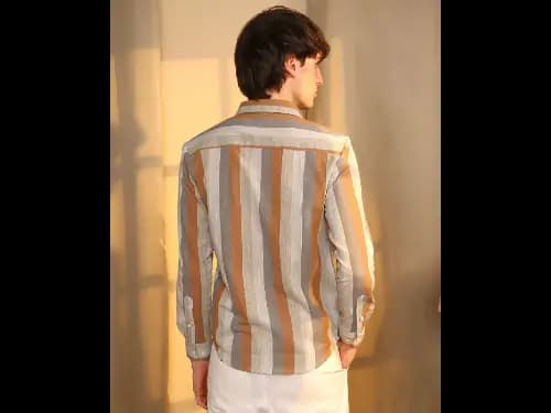 Men Striped Regular Fit Shirt with Spread Collar (4)
