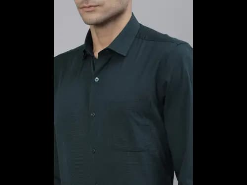 Men Green Slim Fit Solid Formal Shirt (3)