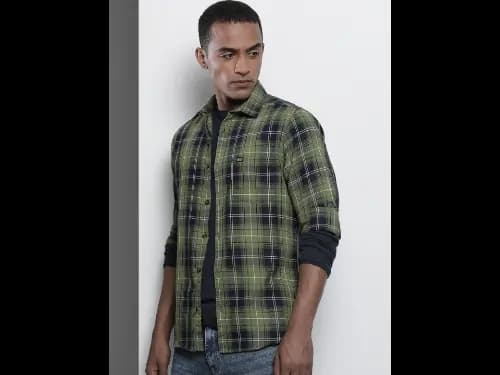 Men Navy Blue Checked Casual Shirt