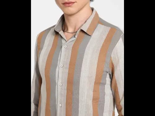 Men Striped Regular Fit Shirt with Spread Collar (2)