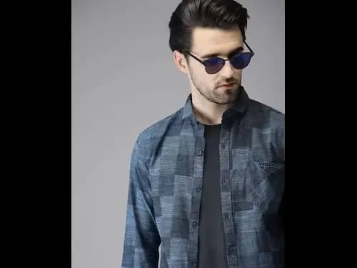 Men Checked Regular Fit Shirt (2)