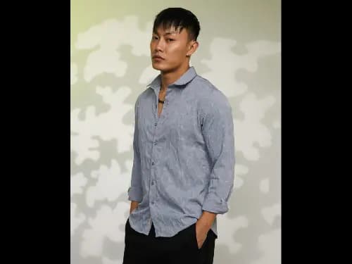 Men Regular Fit Spread-Collar Shirt