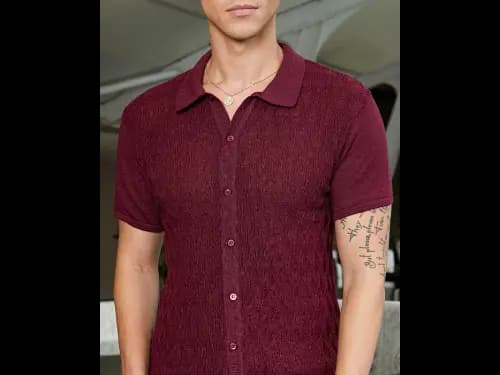 Men Slim Fit Shirt with Spread Collar (2)