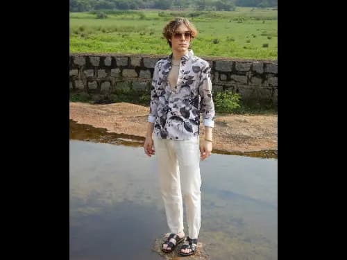 Men Graphic Regular Fit Shirt (4)