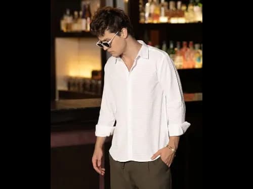 Men Regular Fit Shirt with Spread Collar (2)