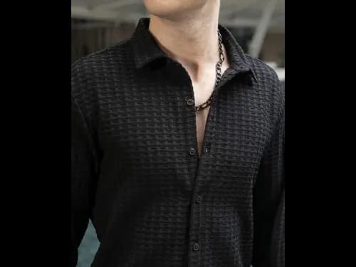 Men Regular Fit Shirt with Spread Collar (2)