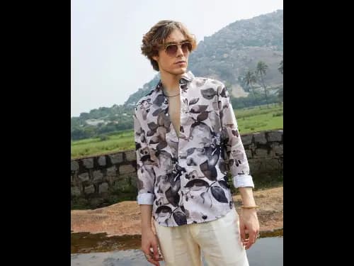 Men Graphic Regular Fit Shirt