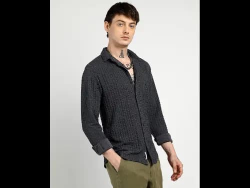 Men Regular Fit Shirt with Cuban Collar (2)