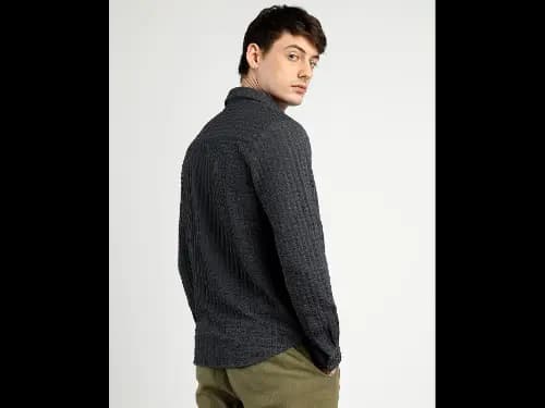 Men Regular Fit Shirt with Cuban Collar (3)
