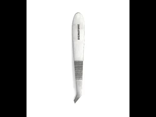 SIGNATURE Cuticle Tweezers