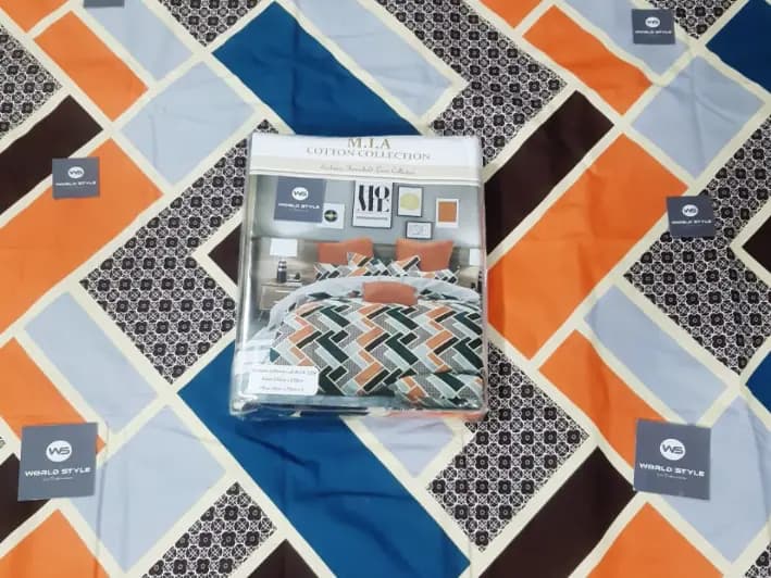 Mia Cotton King Size Bedsheet With 2 Pillow Covers (90 x 100) / MIA 120 (4)