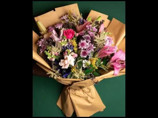 Big Love Bouquet with Mixed Flowers