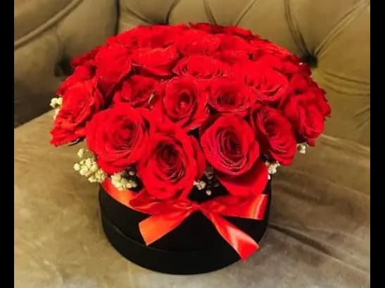 25 Love on the Box Bouquet