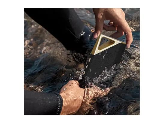 BUGANI Brief Portable Bluetooth Speaker (5)