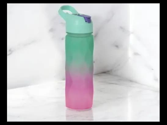 Kids and adults water bottles (2)