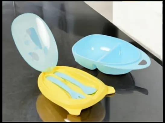 Kids Spaceship shaped lunch box (3)