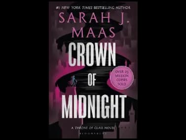 Crown of Midnight : The Throne of Glass by Sarah J. Maas
